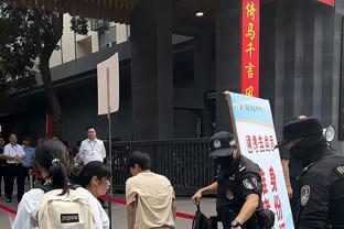 鲁尼：我想继续执教证明自己 若有机会跟瓜帅学习我愿走路去曼城